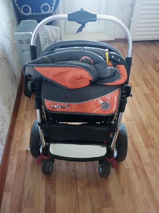 Продам детскую коляску