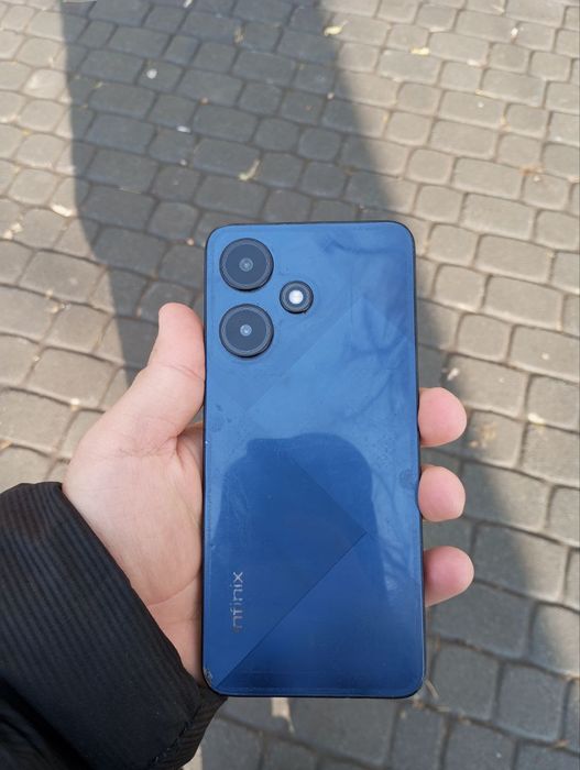 Infinix Hot 30i 128GB Sotiladi