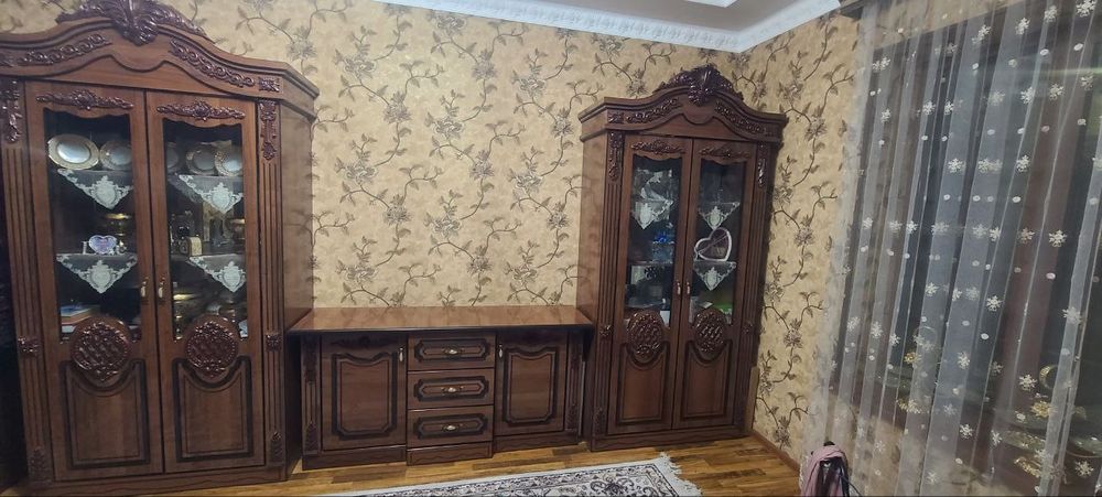 Мебел пенал яхши холатда