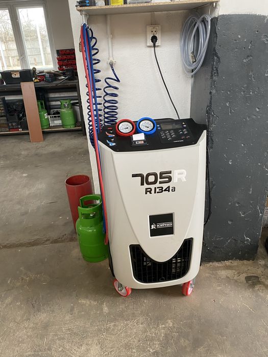 Incarcare si reparatii clime auto freon