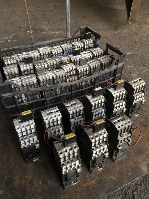 Контактор Moeller