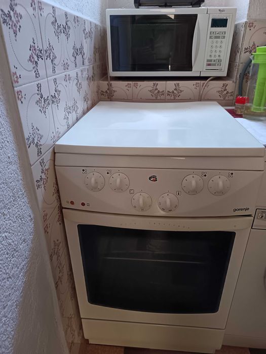 Продавам готварска печка