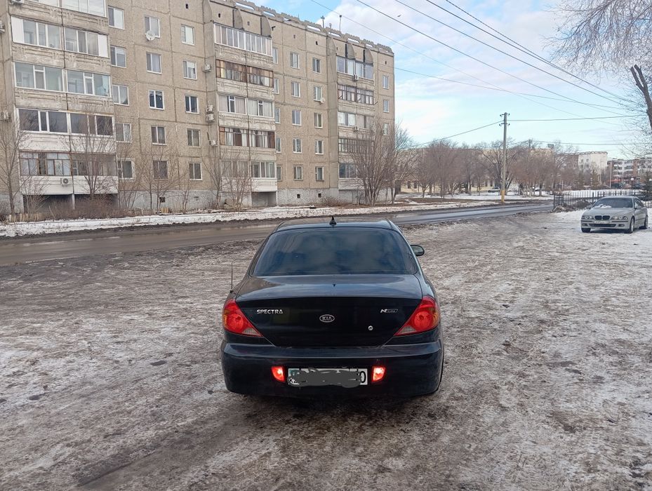 Продам машину kia