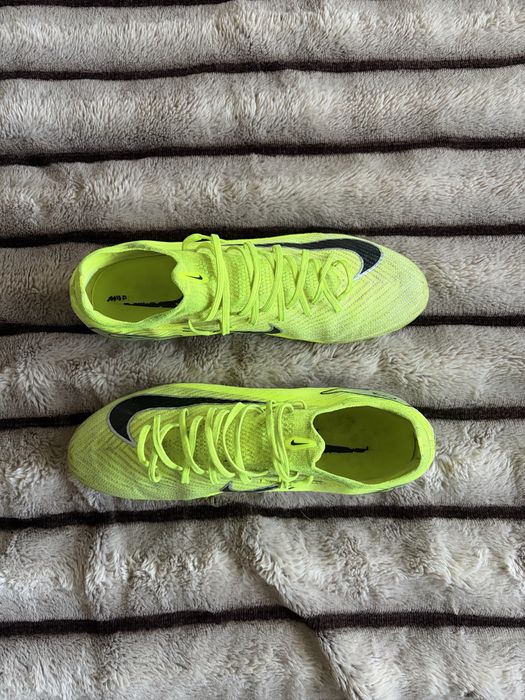 Nike Air Zoom Vapor 16