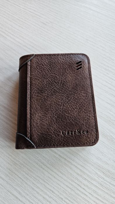 Мъжки кожен портфейл