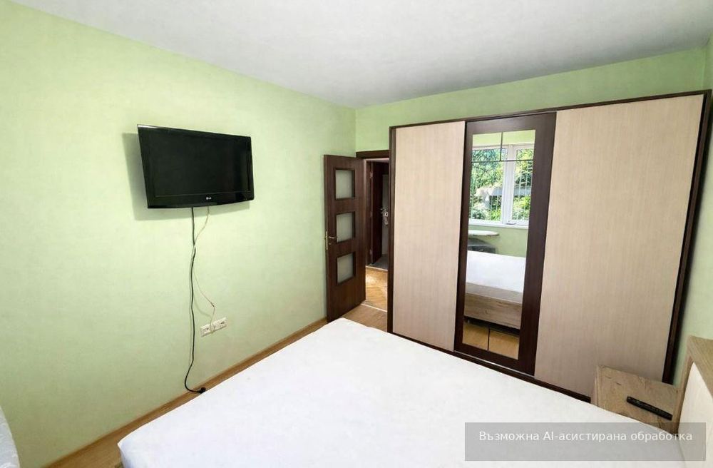 Двустаен апартамент в района на Колхозен пазар!