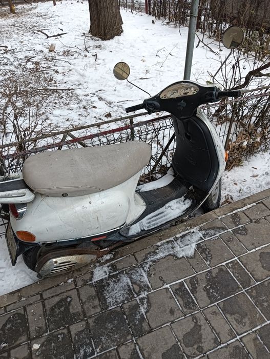 Vând scuter Piaggio