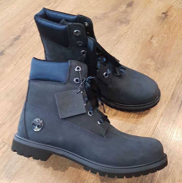 Bocanci dama TIMBERLAND originali culori bleumarin,verde,grena 40/41