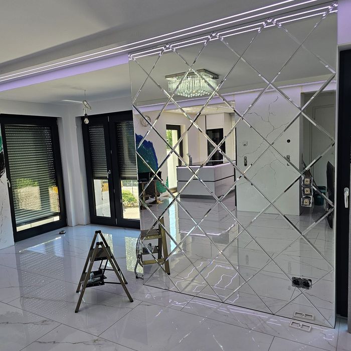 Ромбик зеркло. Rombik oyna