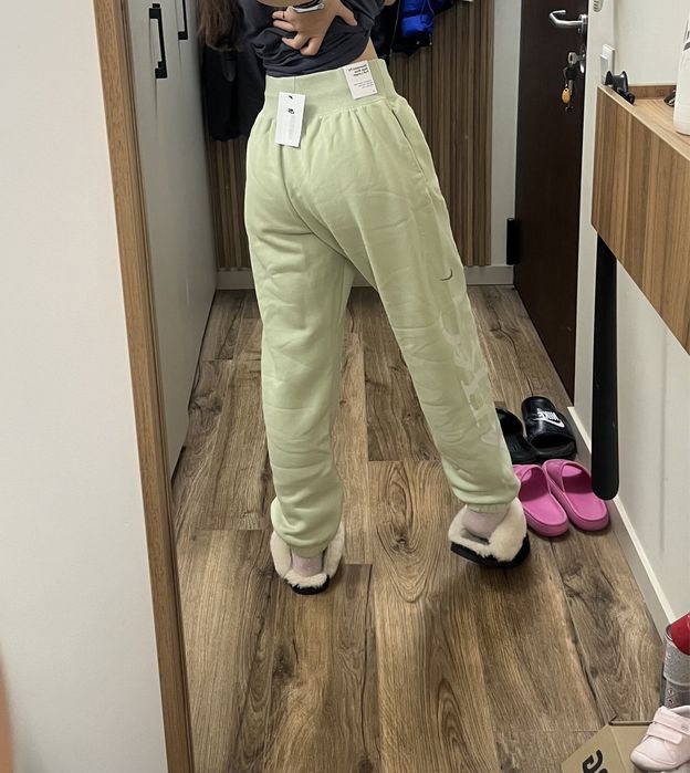 Дамско долнище Nike