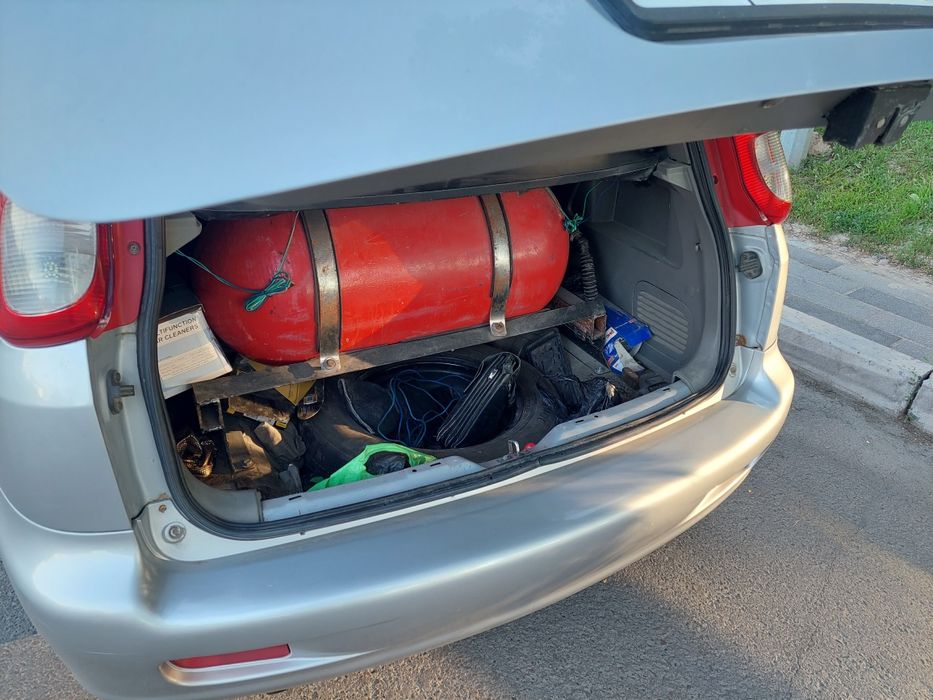 Arenda Takuma metan 2008