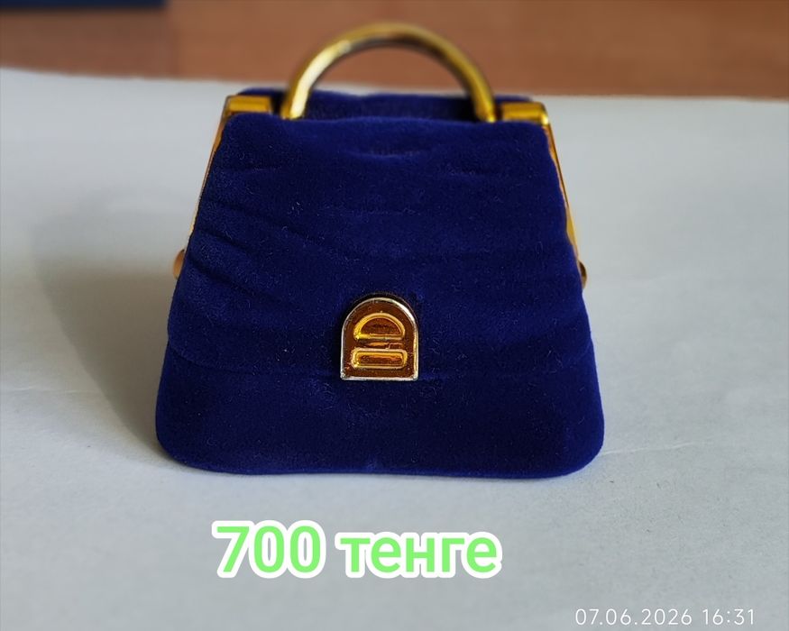 Продам футляры для украшений.
