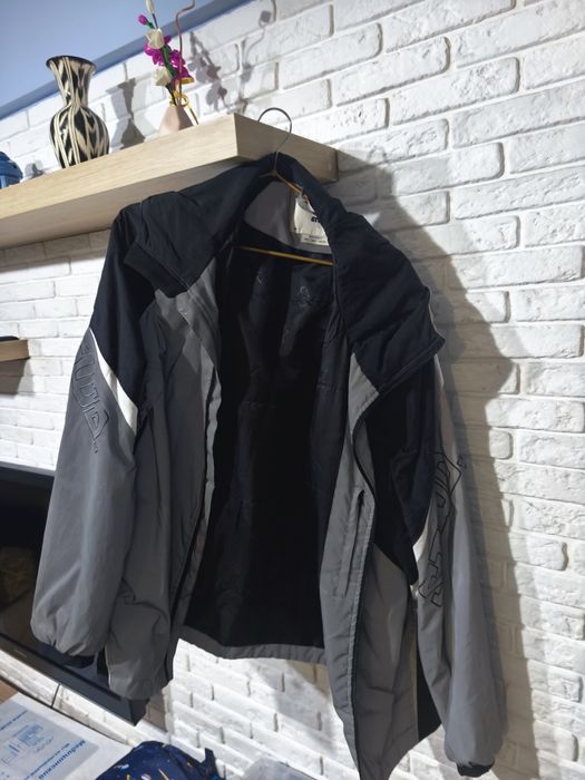 Куртки демисезонные 50-52 размеров