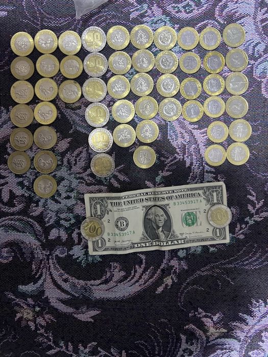 Монетки колекционые