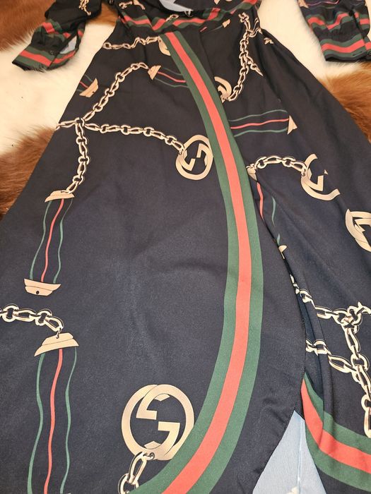 Vand rochie lunga M