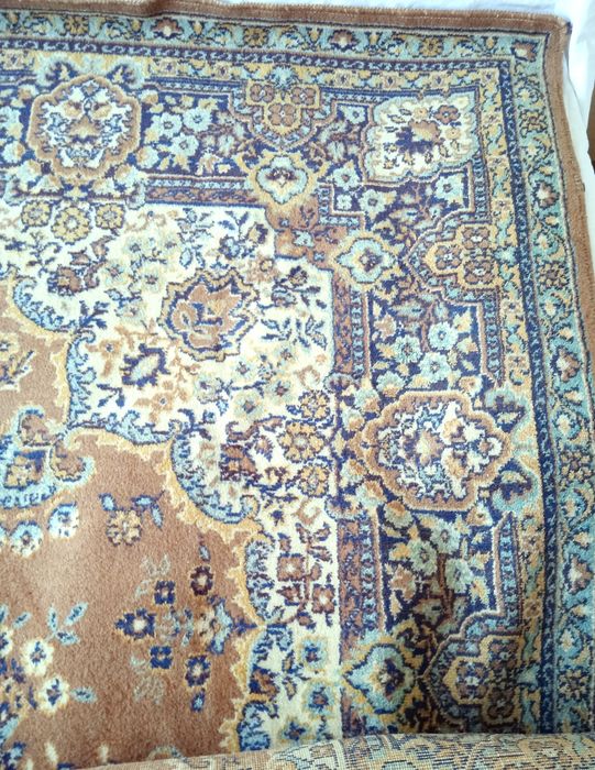 Продам ковёр 2×3 м производства СССР