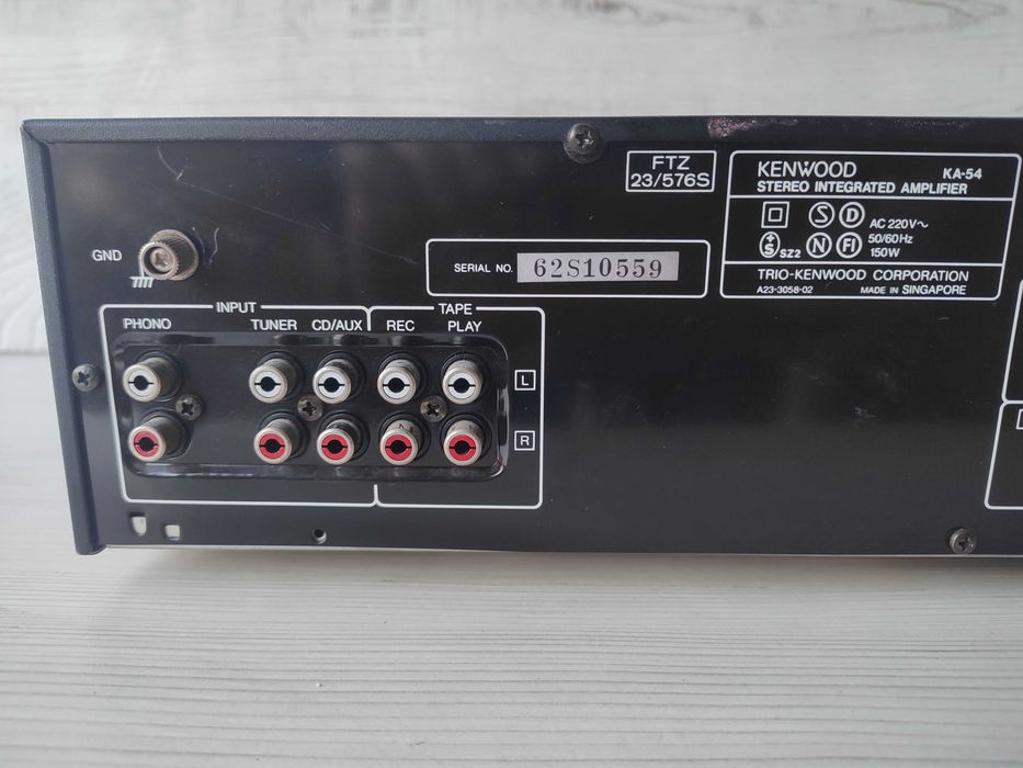 Усилвател KENWOOD KA-54