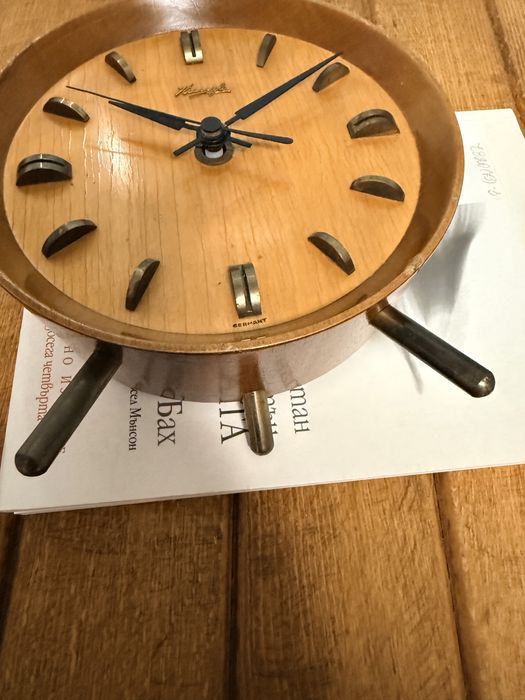 Настолен часовник / Kienzle / 60-те