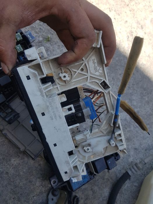 Казанче миещо  разширителен съд за мицубиши спей стар 1.3бен