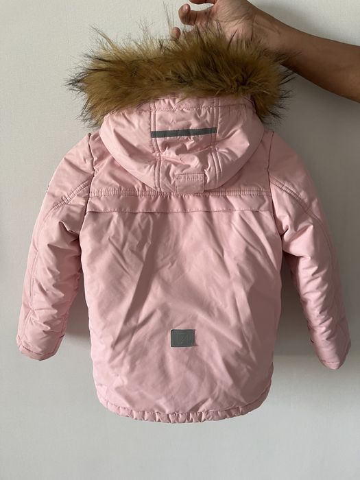 Продам пуховик для девочки