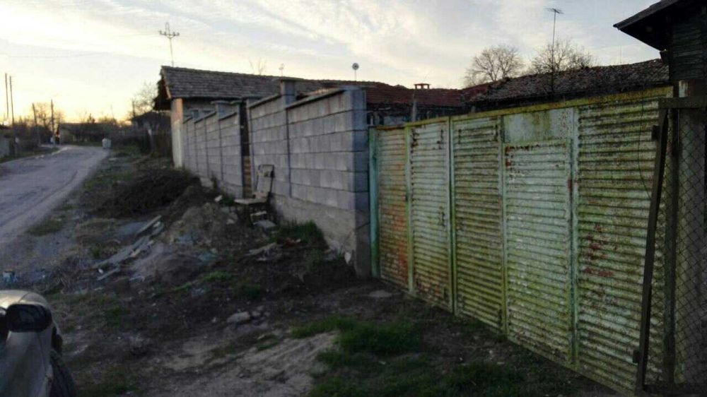 Продава се Къща в с. Певец, Област Търговище - 60 кв.м за 765 €/кв.м - Снимка #2