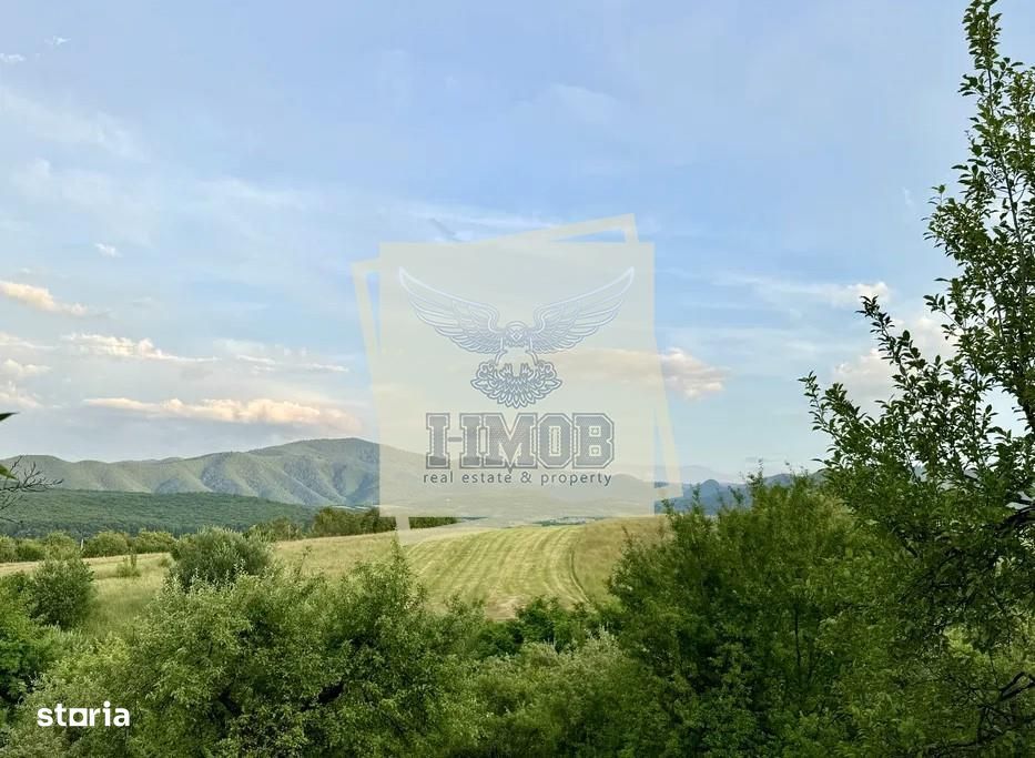 Teren intravilan 1080 mp zona Tropinii Noi