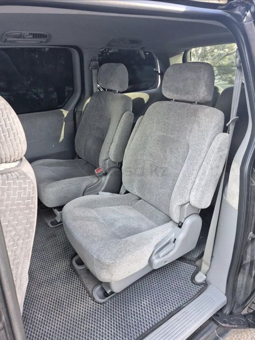 Продам авто! Kia carnival 2005.