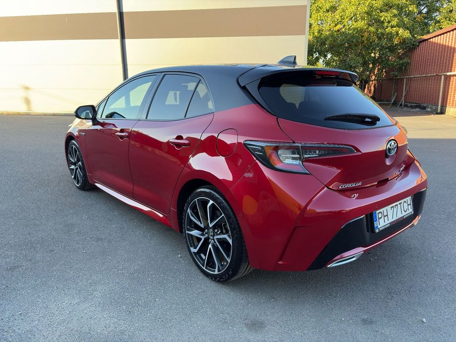 Toyota Corolla 2.0 Hybrid /  Garantie + Anvelope Iarna