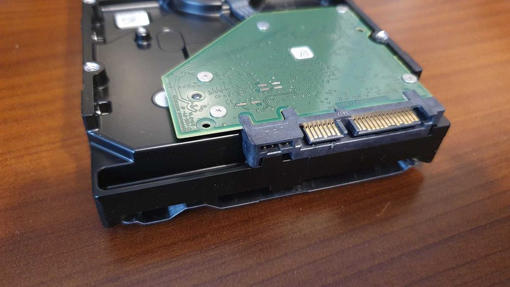 Seagate Desktop HDD – 2TB – 3.5" SATA – funcționează impecabil, test inclus