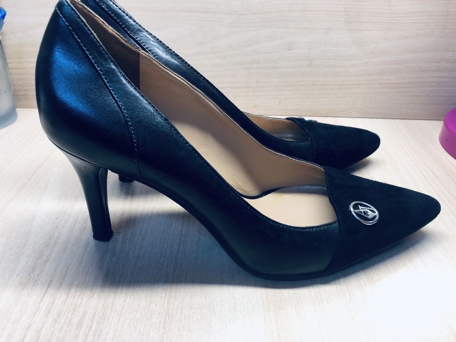 Обувки естествена кожа Armani 37 размер