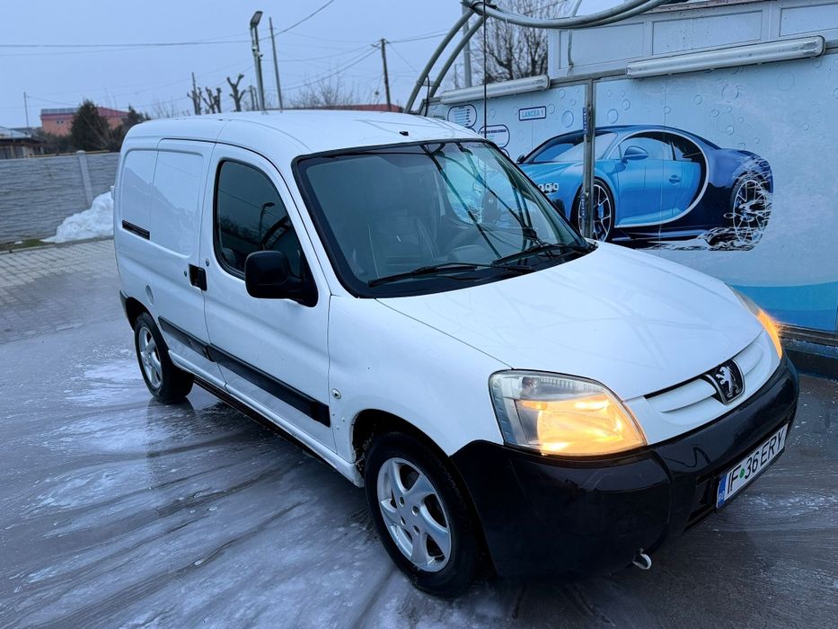 Vând Peugeot Partner
