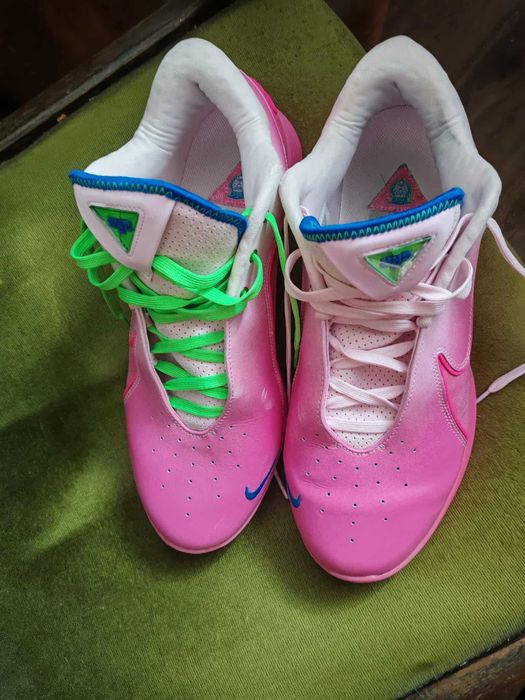 Баскетболни обувки