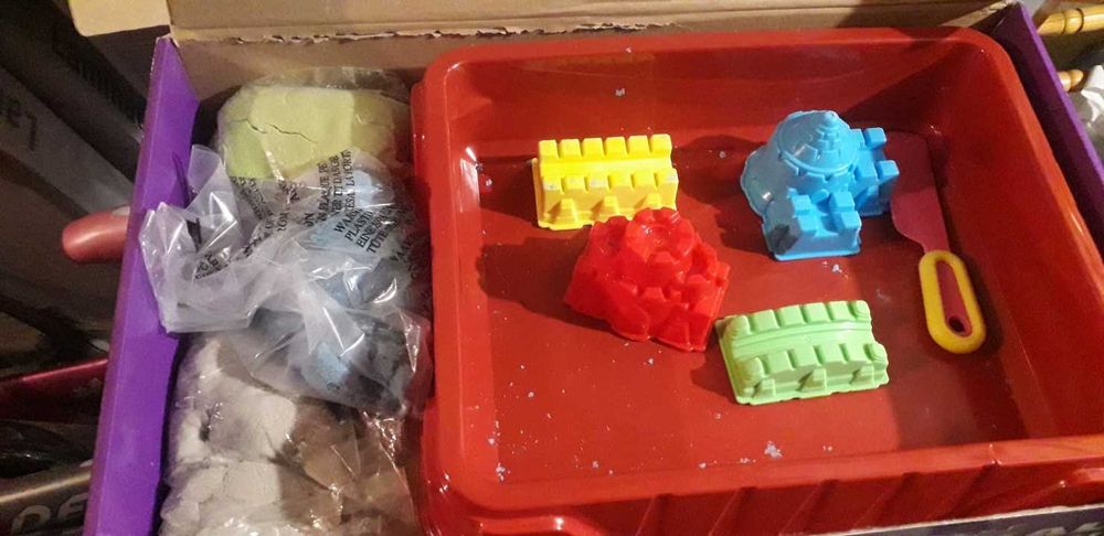 Магически Кинетичен пясък с ваничка