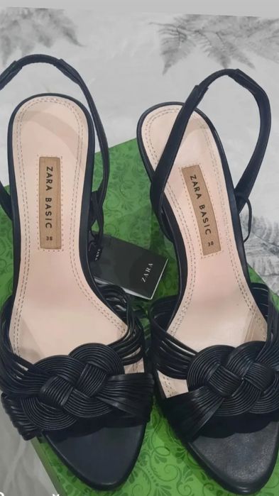 Туфли йенги кийилмаган 37 размер сотилади