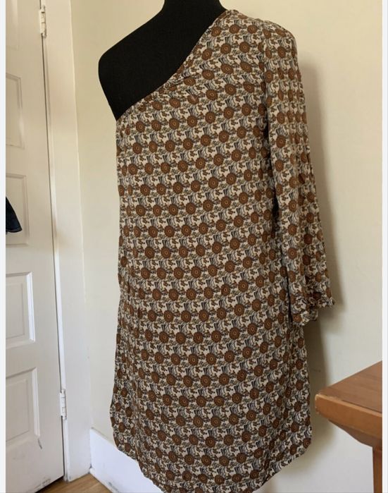 Рокли Zara, H&M, Vila