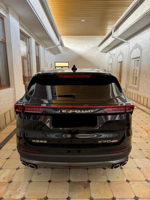 Jetour X70 Plus 2023 yil