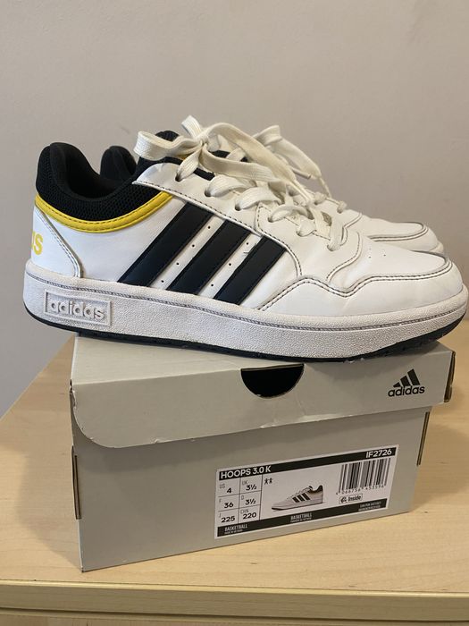 Adidasi Adidas din piele, nr 36