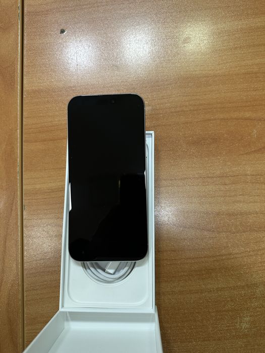 iPhone 16 pro max 1Терабайт