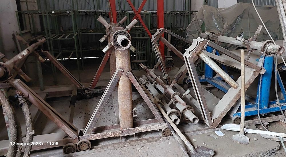 Профнастил станок сотилади.              Продаётся профнастиль станок.