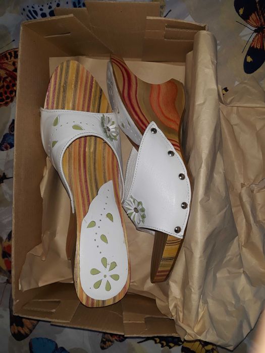 Нови дамски  чехли