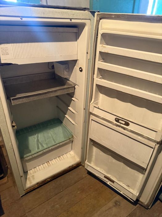 Срочно продам холодильник