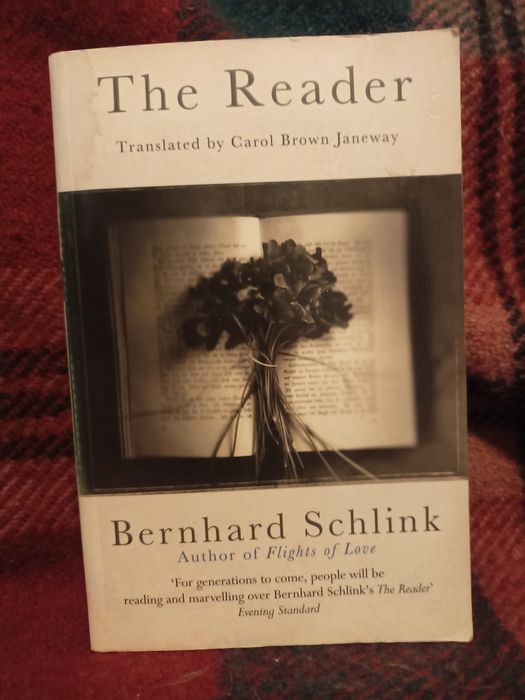 колекция книги (на английски)