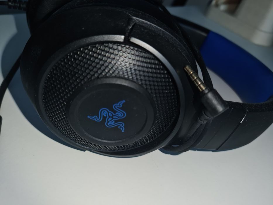 Căști Gaming Razer cu fir și microfon