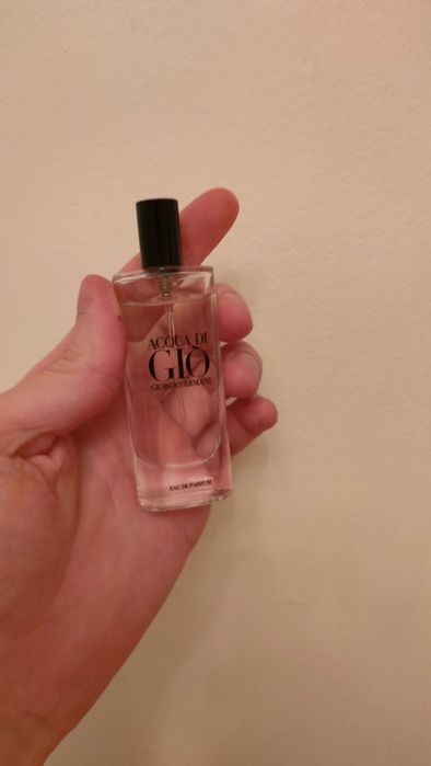 Парфюм от Armani (Giorgio Armani Acqua di Gio Eau de Parfum )