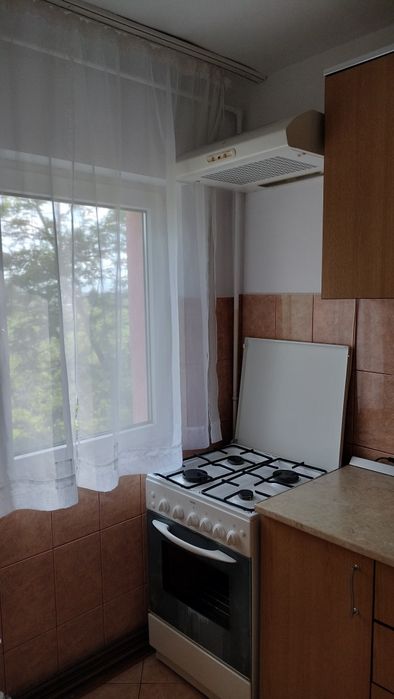 Inchiriez garsonieră Bartolomeu. Exclus intermediari.