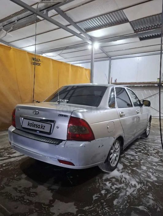 Priora 2011 год продам