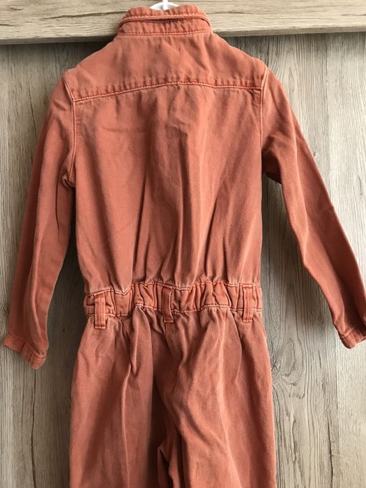 KIABI оригинално гащеризонче размер 108-113 за 5 годинки