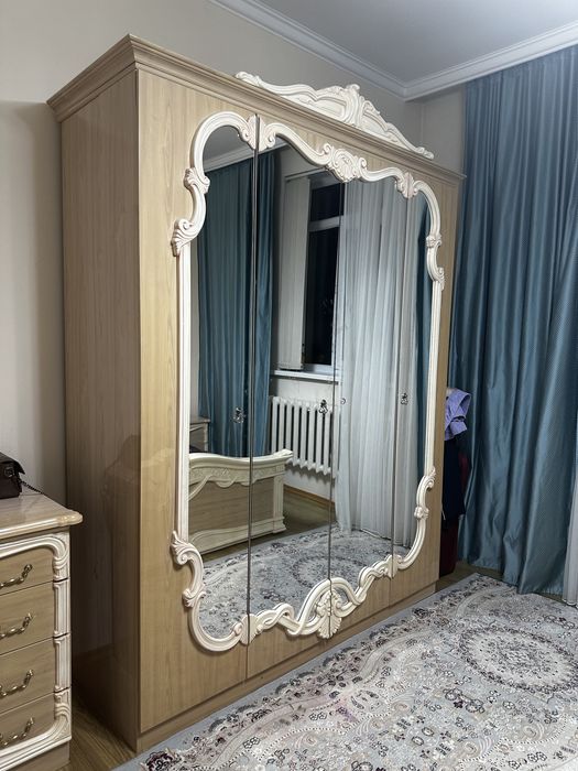 Спальный гарнитур, кровать