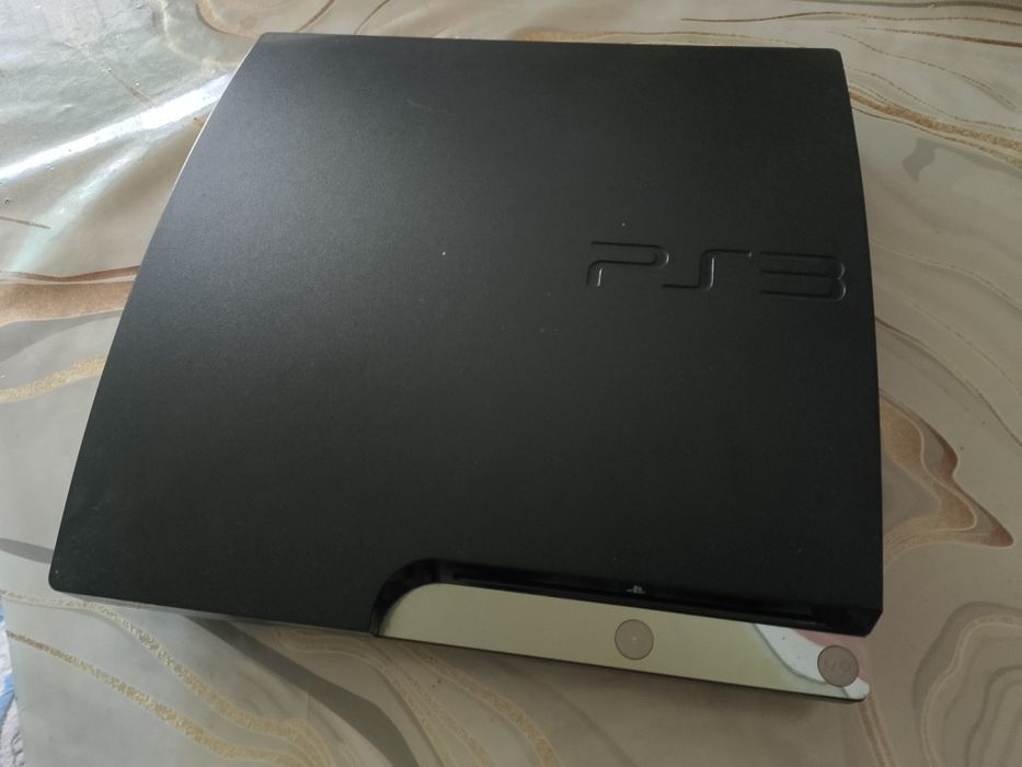 Продам playstation 3 б/у