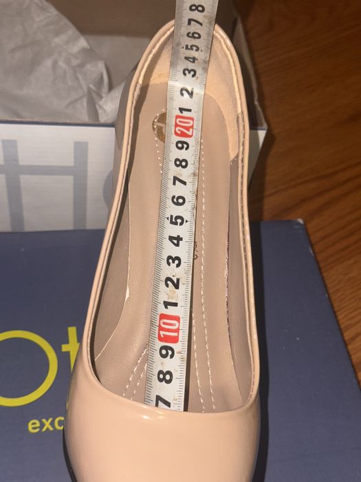 Pantofi stilleto nude/bej 36